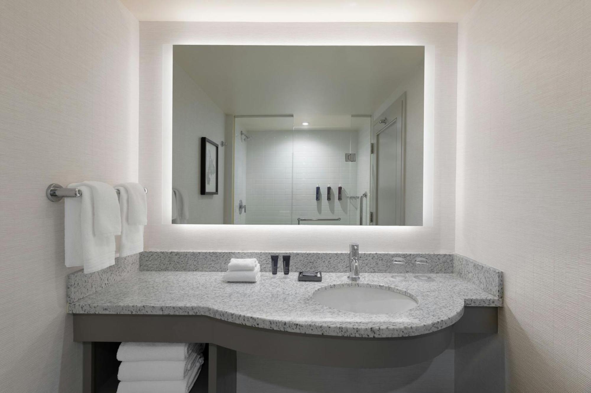 Renaissance Boston Seaport District Otel Dış mekan fotoğraf